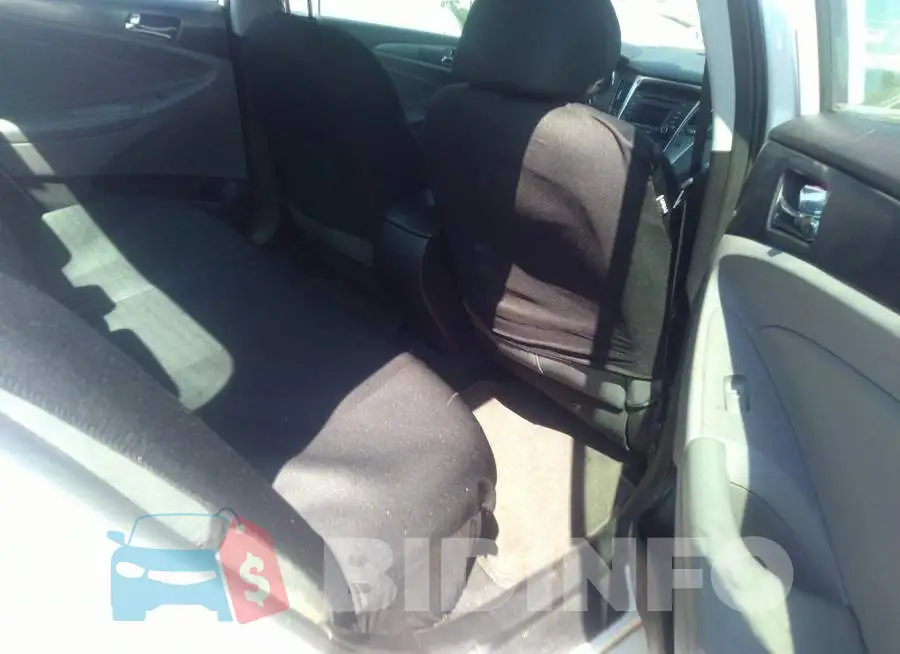 KMHEC4A41EA118111 Photo# 8