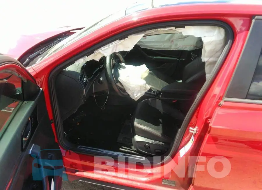 3VW6T7BU2KM215564 Photo# 5