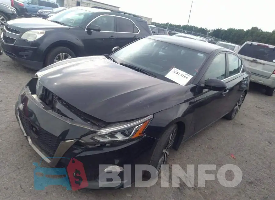 1N4BL4CV1KC159082 Photo# 2