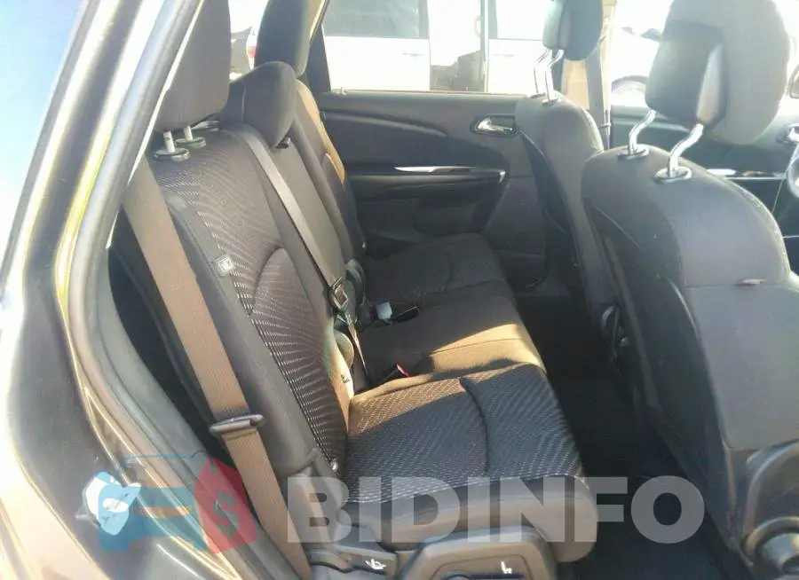 3C4PDCBG5FT743635 Photo# 8