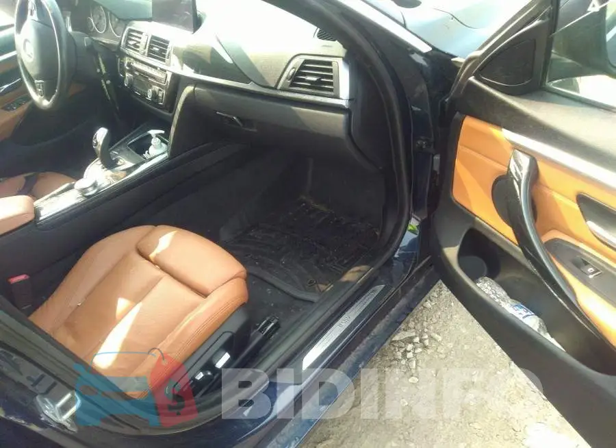 WBA4J3C58JBL03635 Photo# 5