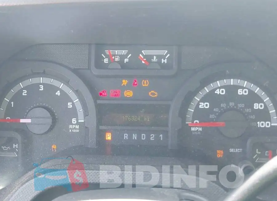 1FBSS3BLXDDA74086 Photo# 7