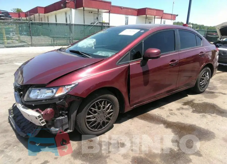2HGFB2F52DH575738 Photo# 2