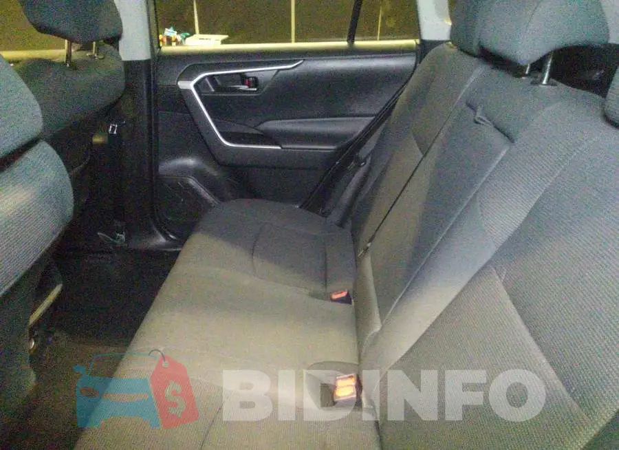 2T3G1RFV8KC057470 Photo# 8
