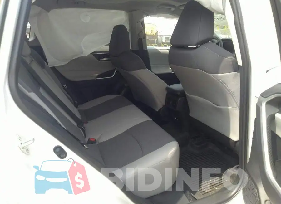 2T3P1RFV7MC230513 Photo# 8