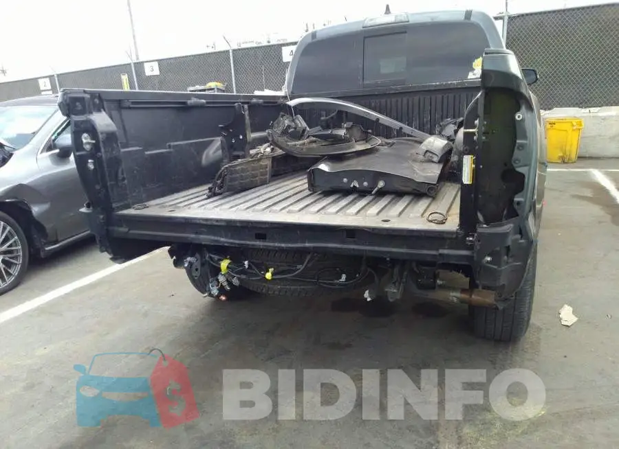 3TMDZ5BNXMM100736 Photo# 6