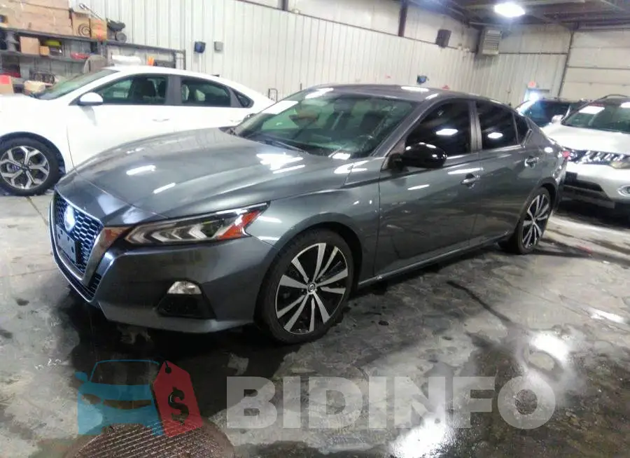 1N4BL4CV6KC180252 Photo# 2