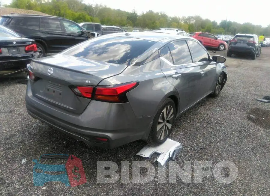 1N4BL4EV8LC172393 Photo# 4