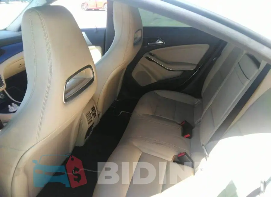 WDDSJ4EB6FN222602 Photo# 8