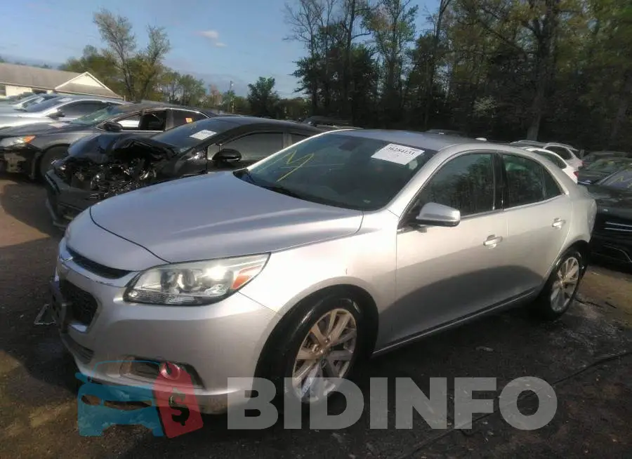 1G11D5SL8FU103142 Photo# 2