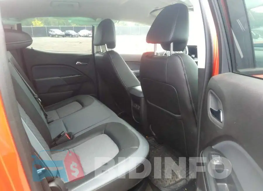 1GCGTDE35G1352687 Photo# 8