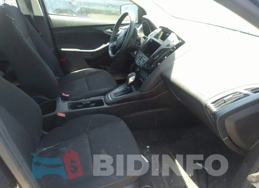 1FADP3E29FL313067 Photo# 5