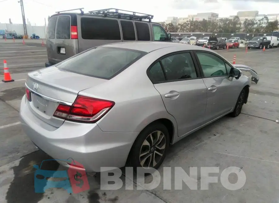 19XFB2F88FE237784 Photo# 4