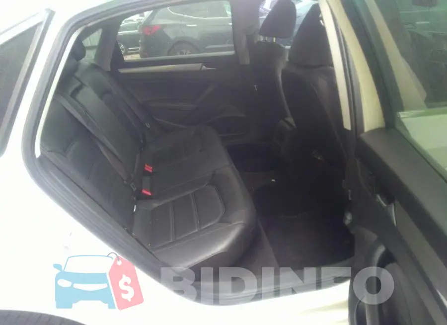 1VWAS7A36FC087147 Photo# 8