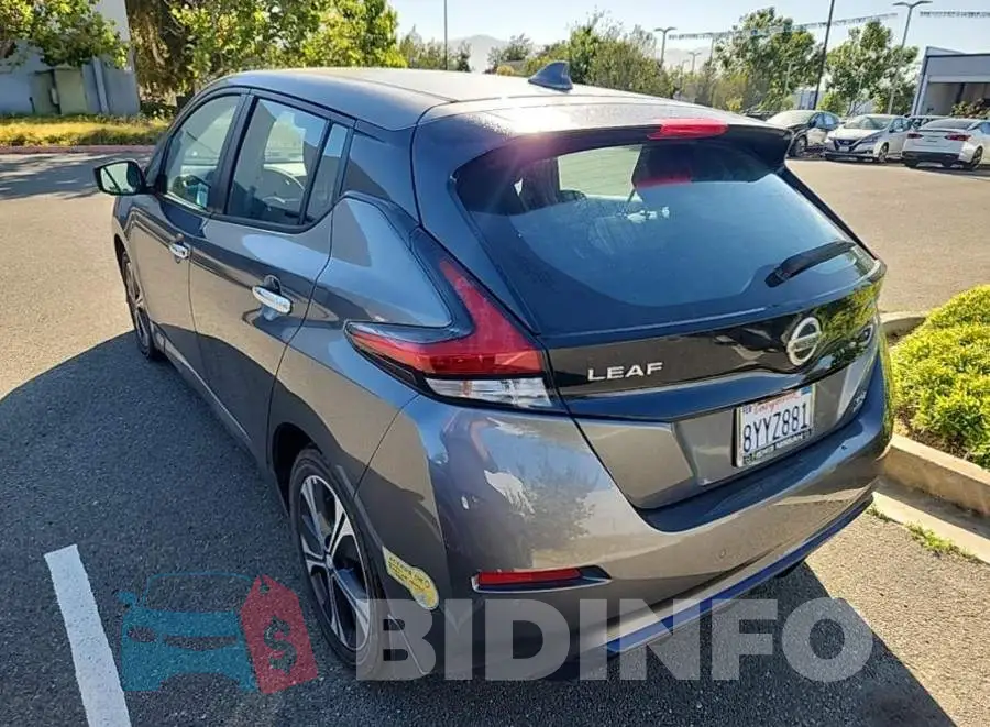 1N4BZ1CV4NC552334 Photo# 3