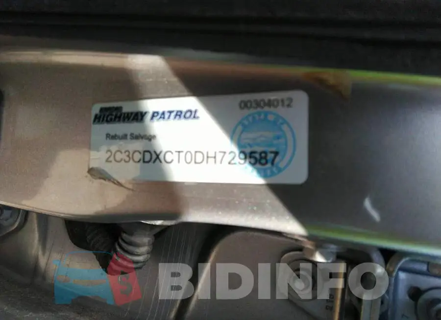 2C3CDXCT0DH729587 Photo# 9