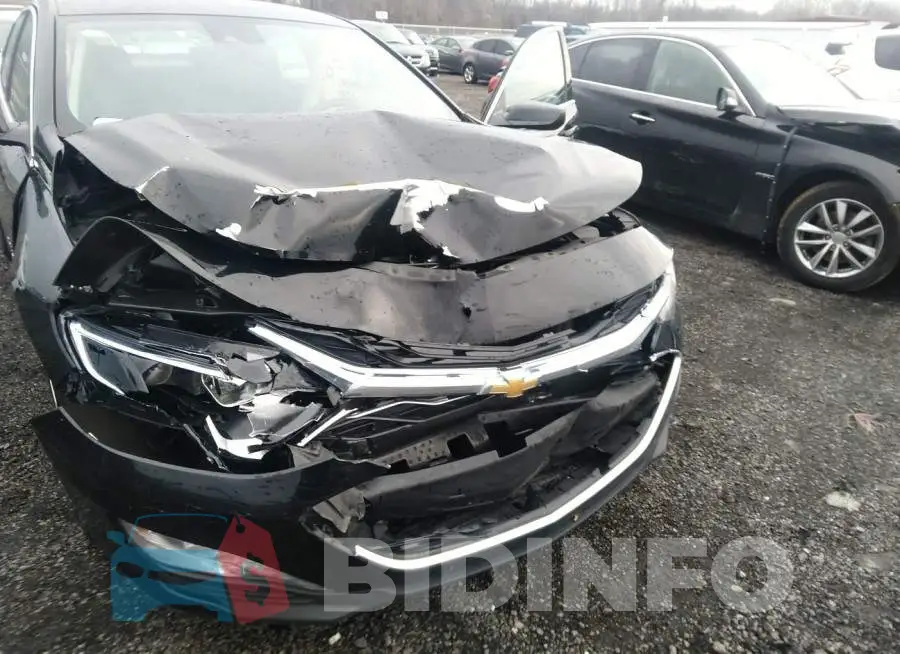 1G1ZD5ST3NF106830 Photo# 6