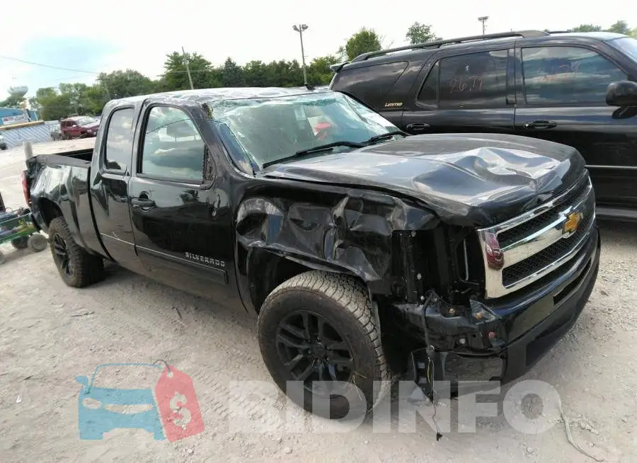 1GCRKSE72DZ207624 Photo# 1