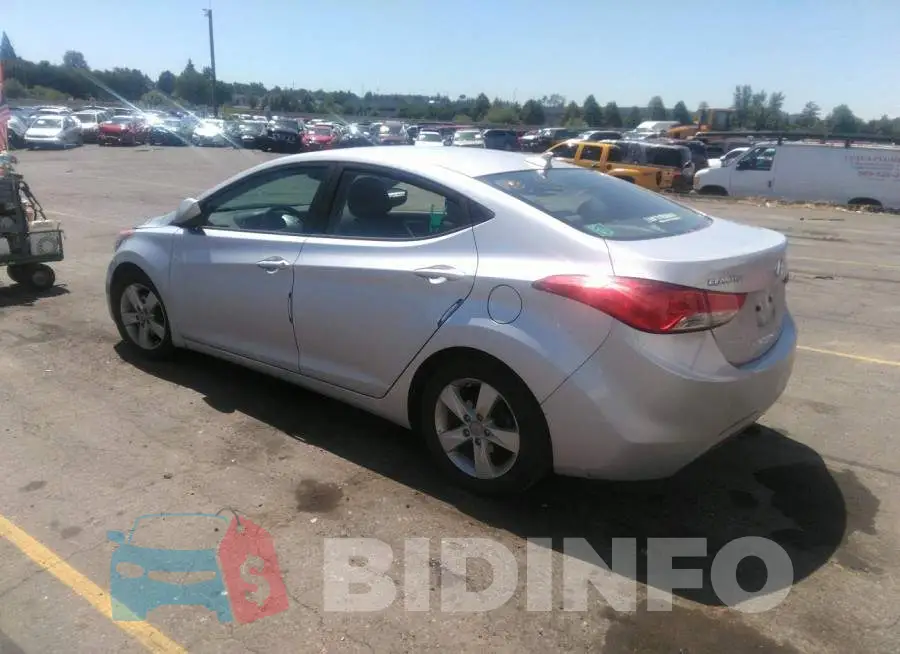 5NPDH4AE8DH417712 Photo# 3