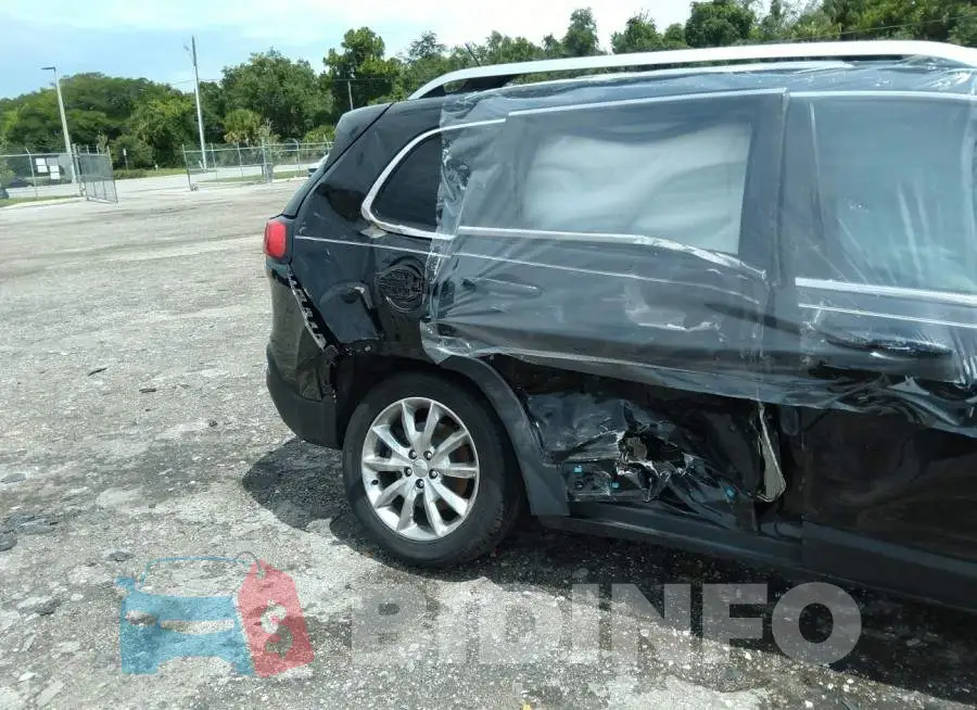 1C4PJLDS4FW573577 Photo# 6