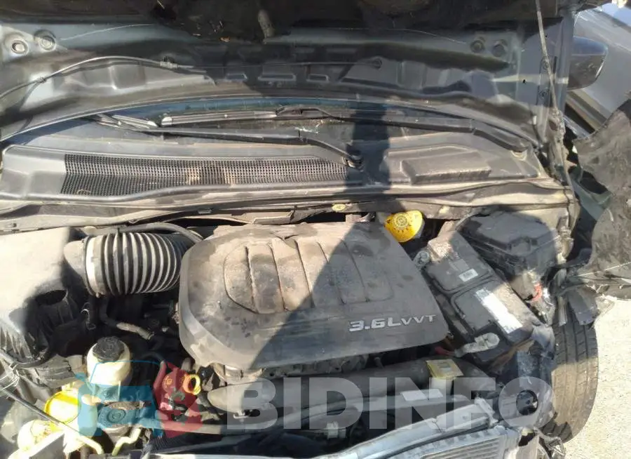 2C4RC1HGXFR506049 Photo# 10