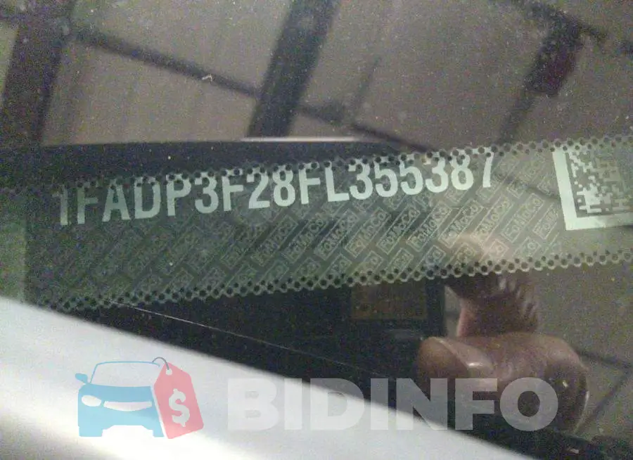 1FADP3F28FL355387 Photo# 9