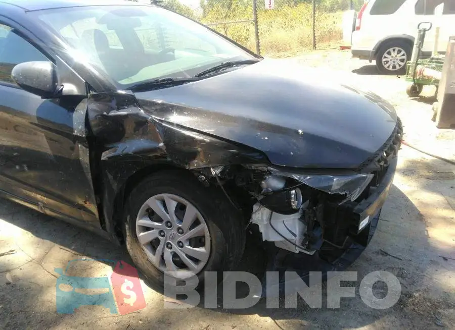 5NPD74LF0JH279880 Photo# 6