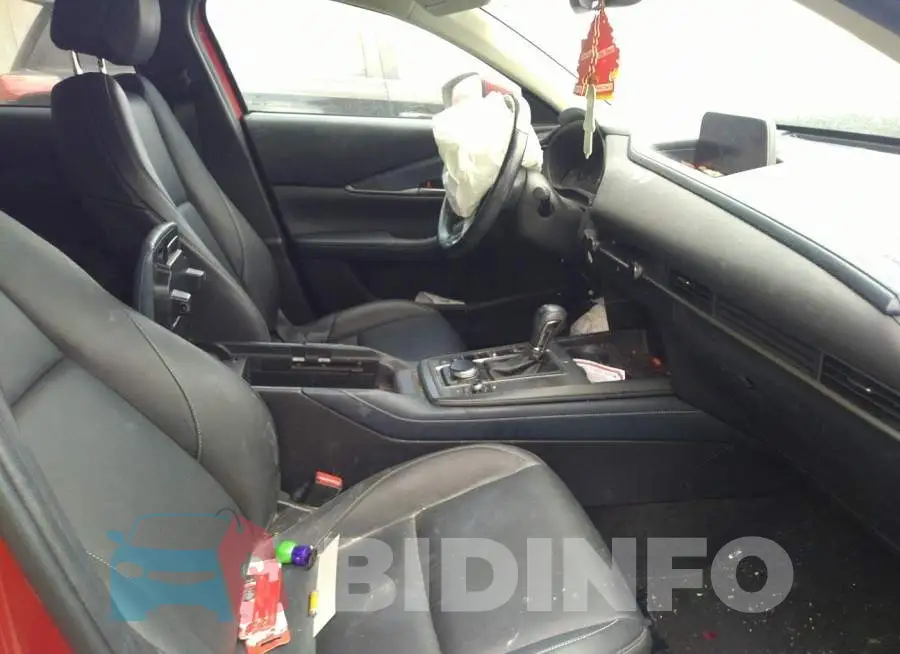 3MVDMACLXLM124715 Photo# 5