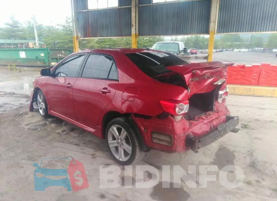 2T1BU4EE7DC014739 Photo# 3