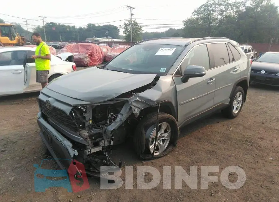 2T3P1RFV8MW174533 Photo# 2
