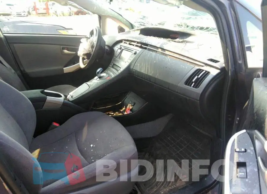 JTDKN3DU6F0462547 Photo# 5