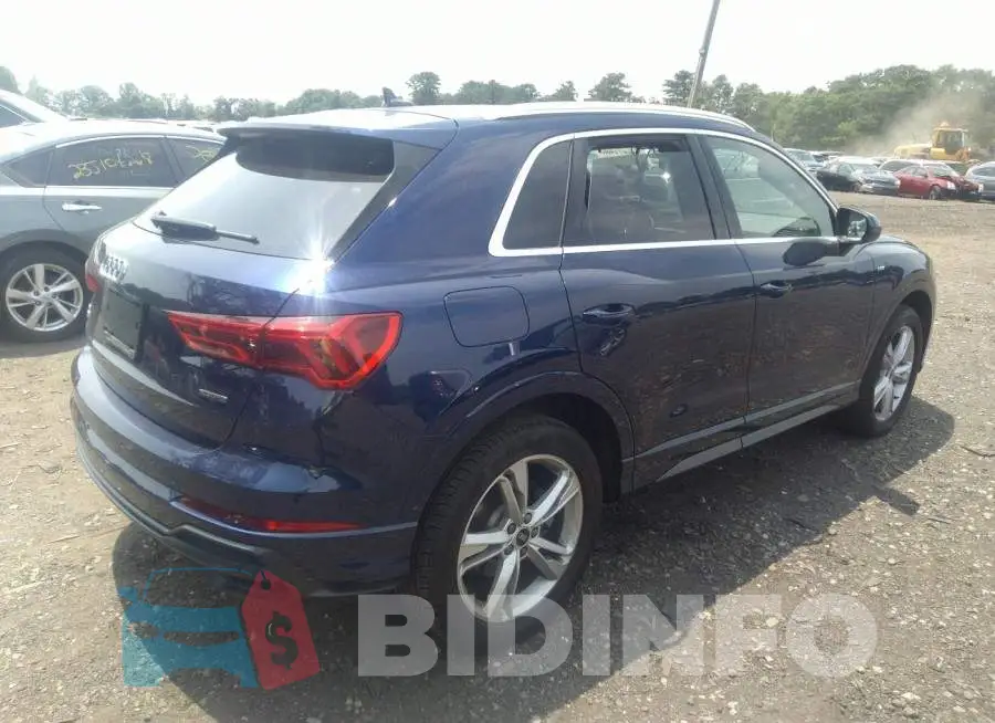 WA1EECF34N1050809 Photo# 4