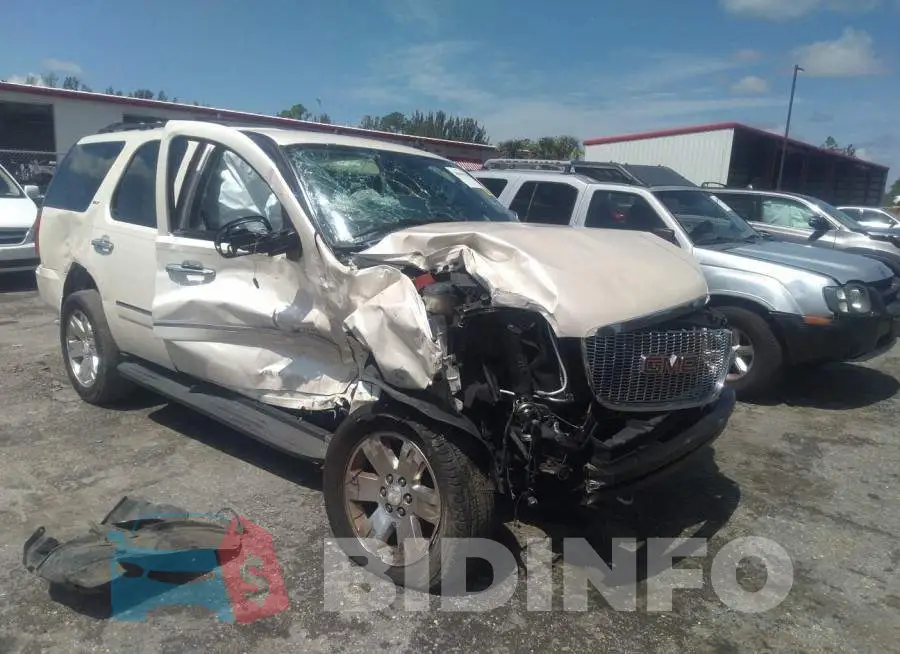 1GKS1CE06DR307002 Photo# 1