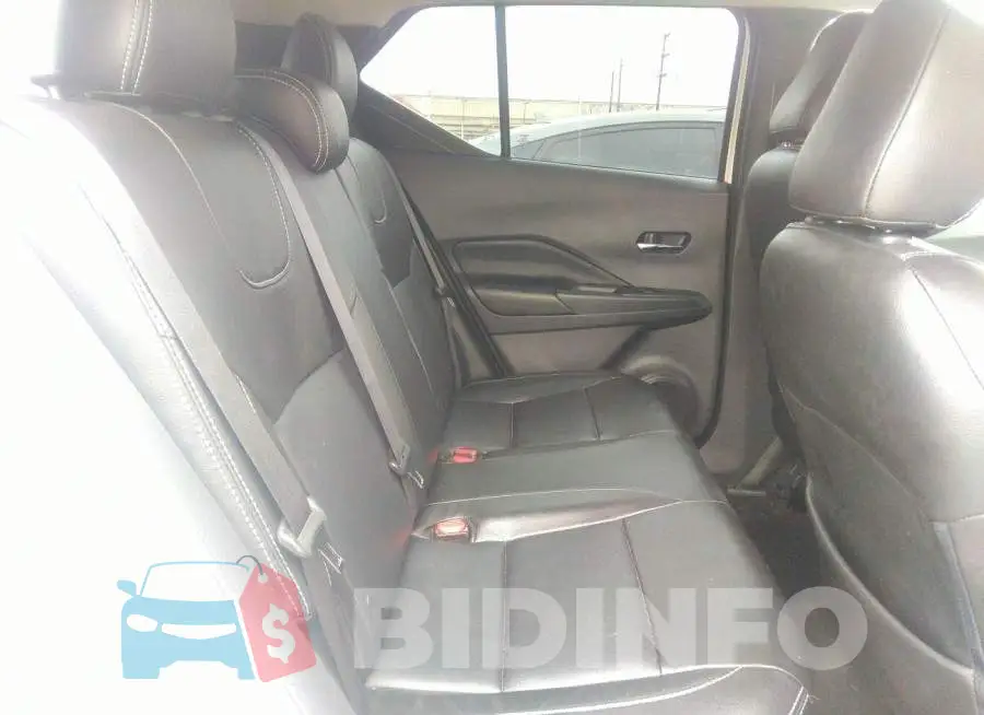 3N1CP5CU3JL516400 Photo# 8