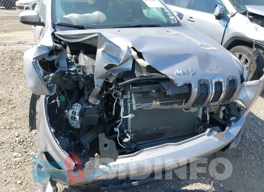 1C4PJLCB7JD540448 Photo# 6