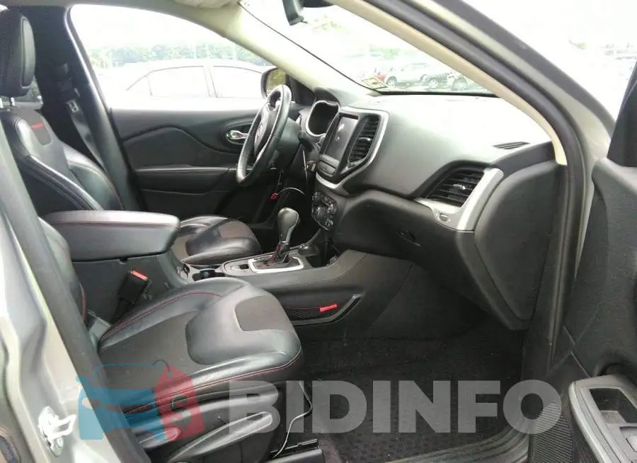 1C4PJMBS2FW736266 Photo# 5