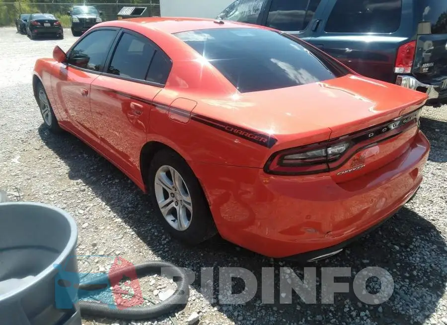 2C3CDXBG1KH643867 Photo# 3