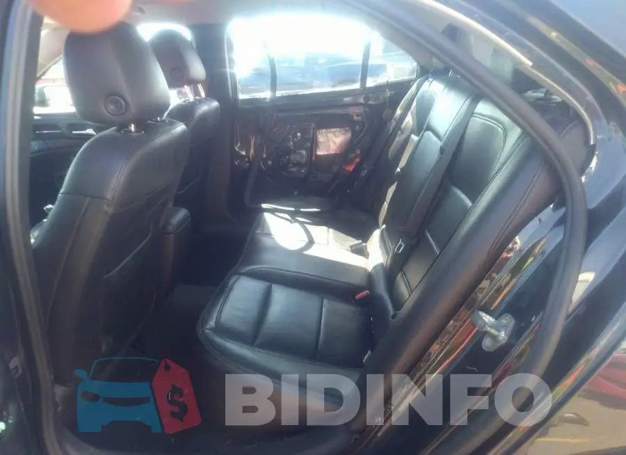 1G11F5SL4FF229934 Photo# 8