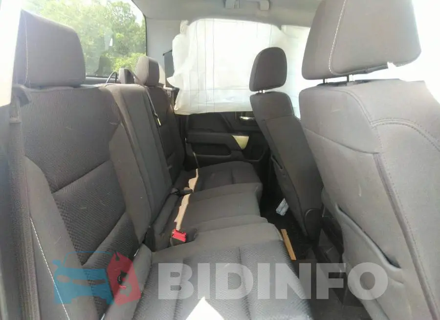 1GCVKREC8GZ138317 Photo# 8