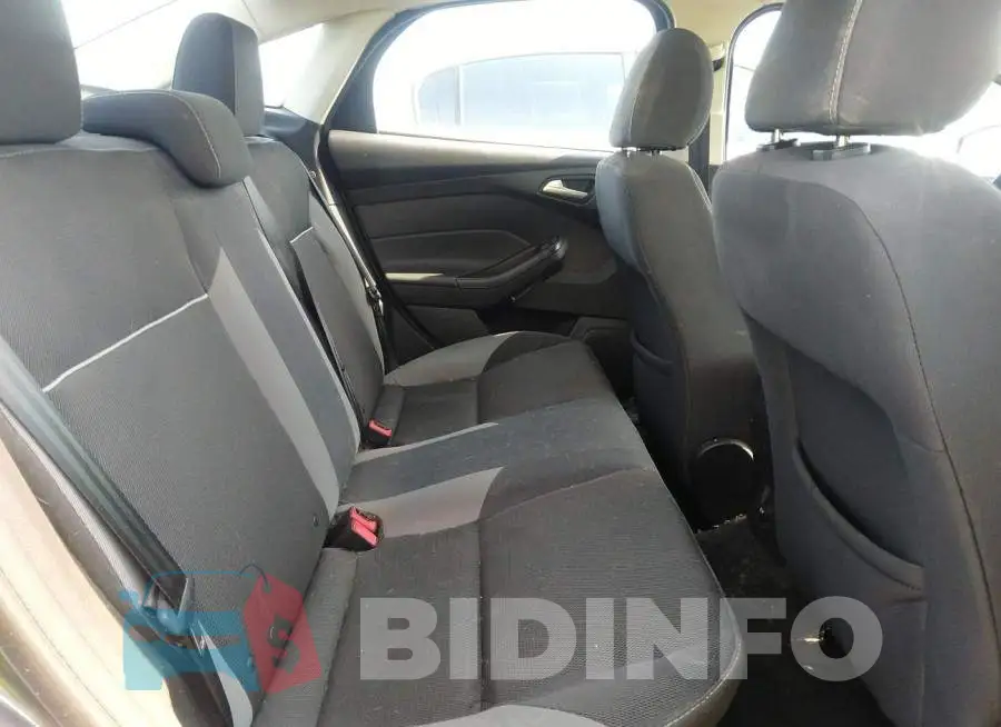1FADP3F21EL157023 Photo# 8