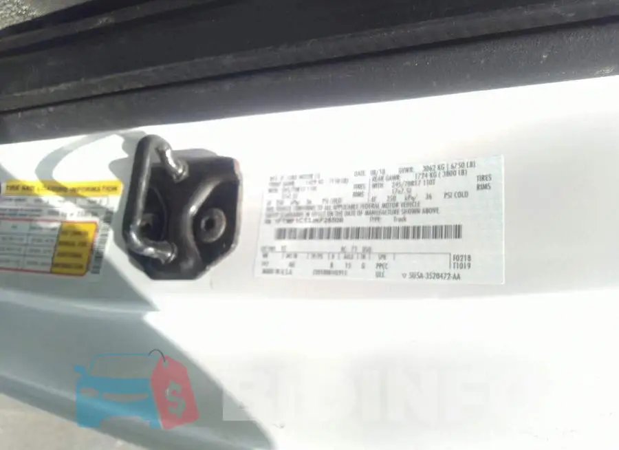 1FTMF1C53JKF28506 Photo# 9