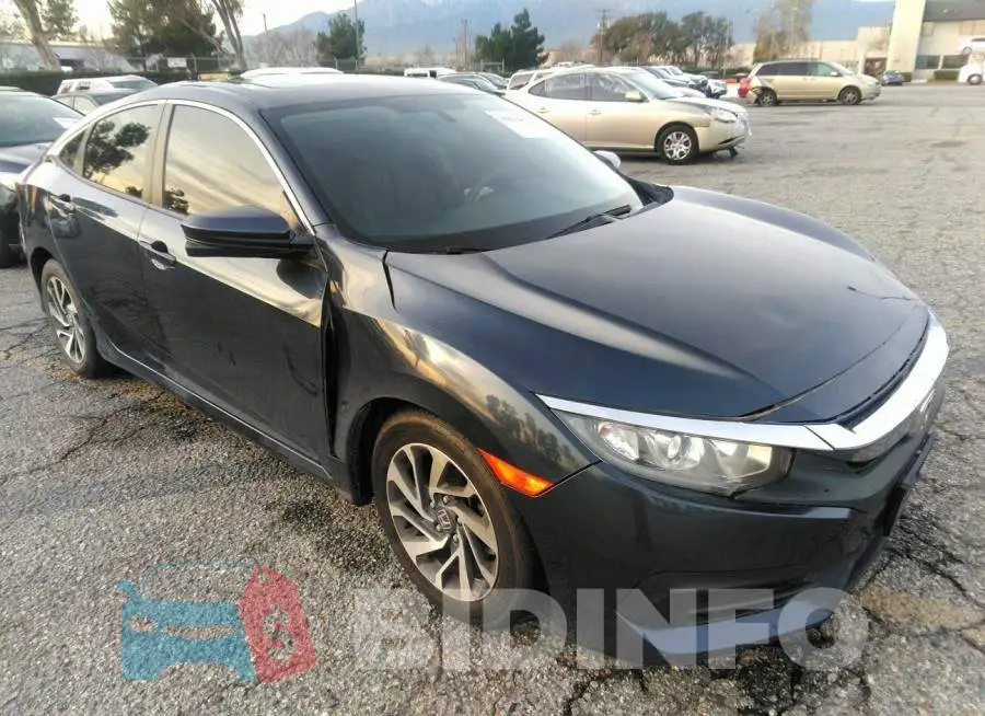 19XFC2F72GE229184 Photo# 1