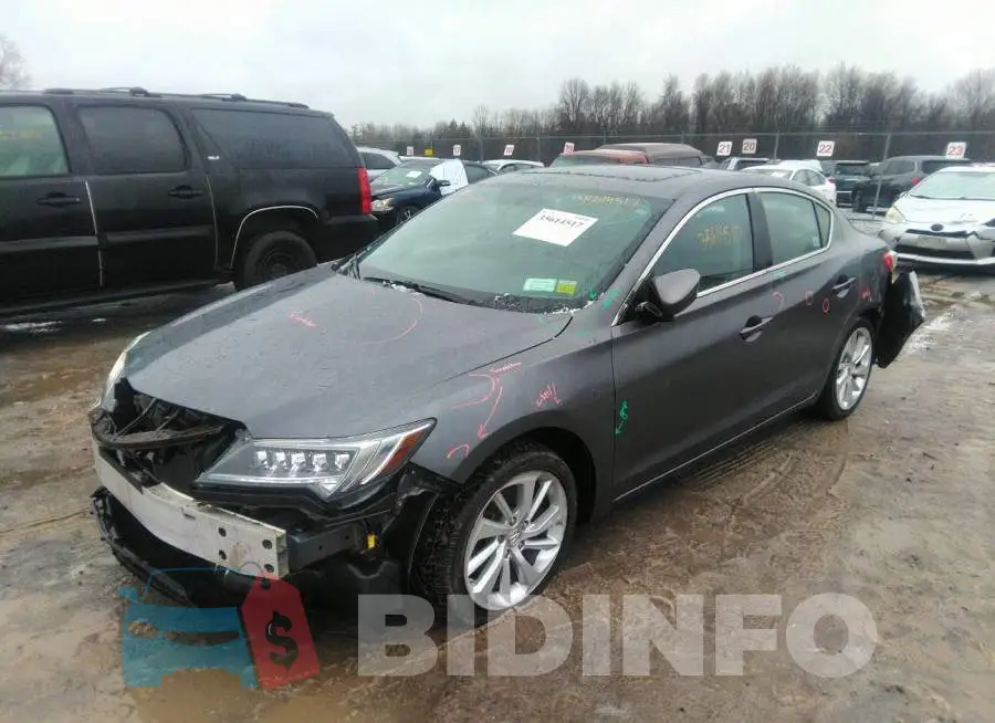 19UDE2F76JA001881 Photo# 2