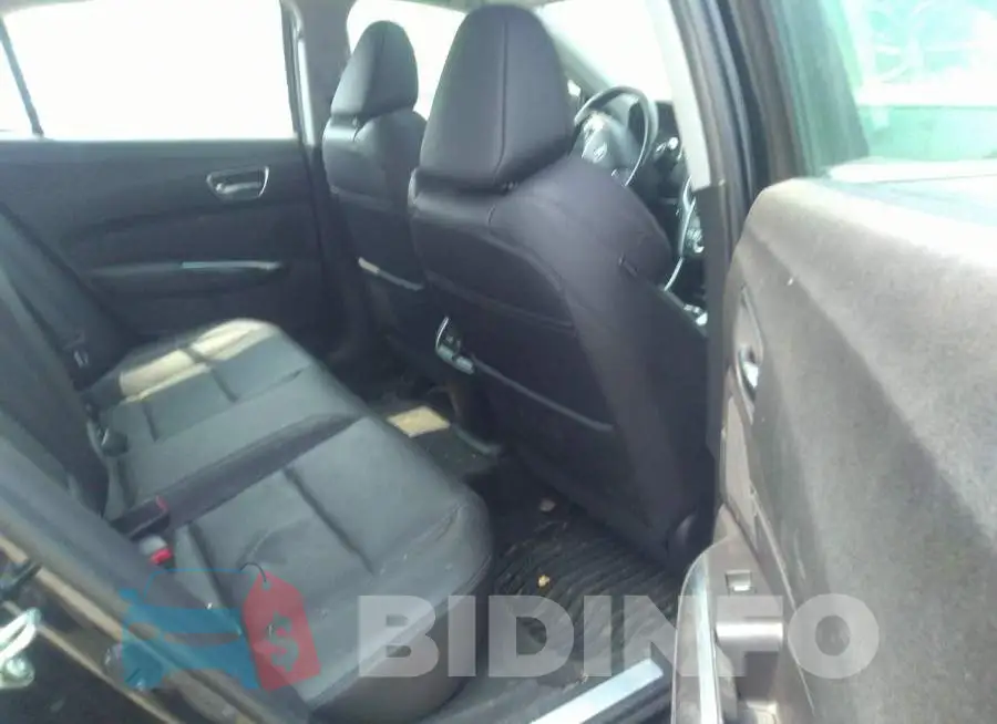 19UUB1F5XJA006857 Photo# 8