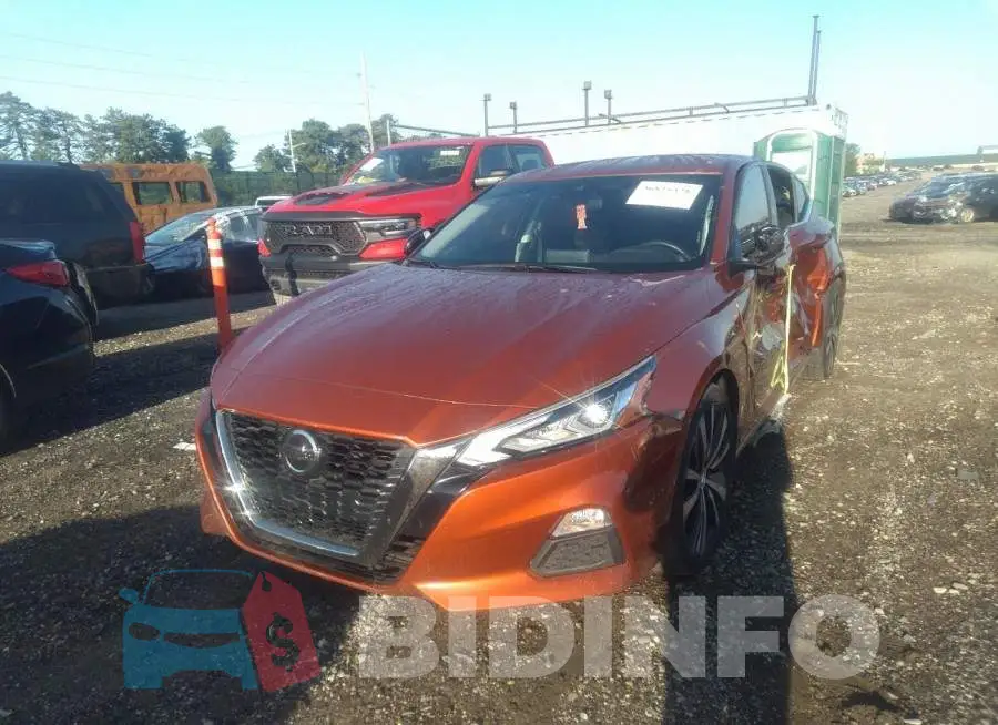 1N4BL4CV9LC184815 Photo# 2