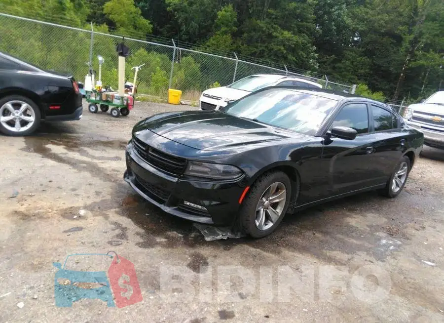 2C3CDXHG3GH132465 Photo# 2
