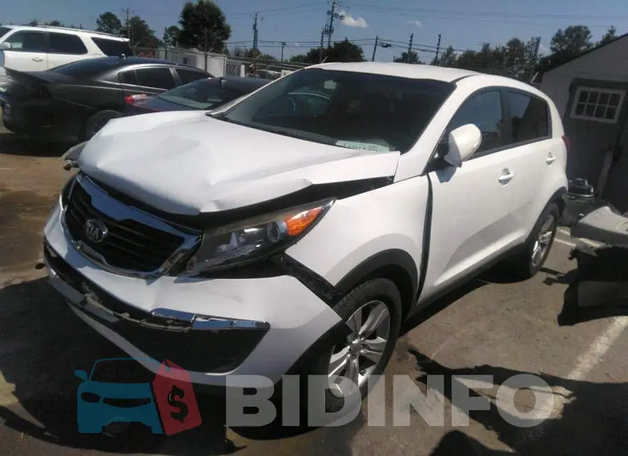 KNDPB3A24D7404099 Photo# 2