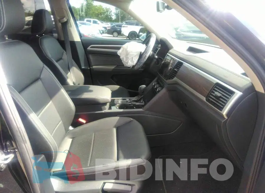 1V2WP2CA7PC527370 Photo# 5