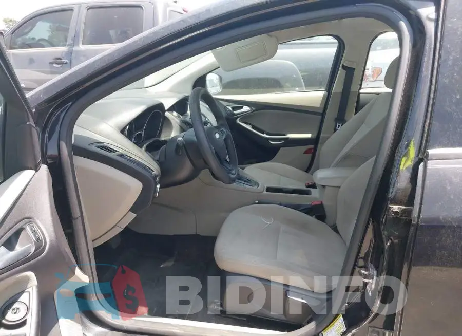 1FADP3F24FL202571 Photo# 5