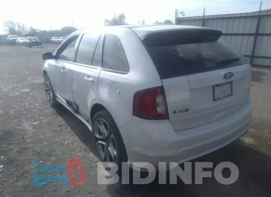 2FMDK3AK5DBE16137 Photo# 3